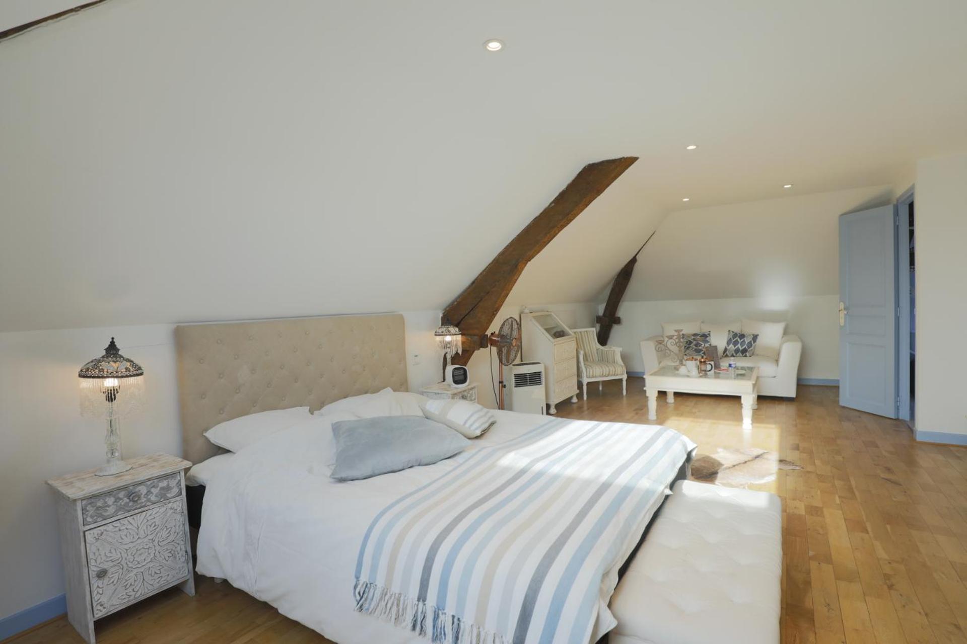 Hotel French Corréze Moulin Bleu Saint-Pantaléon-de-Larche Esterno foto